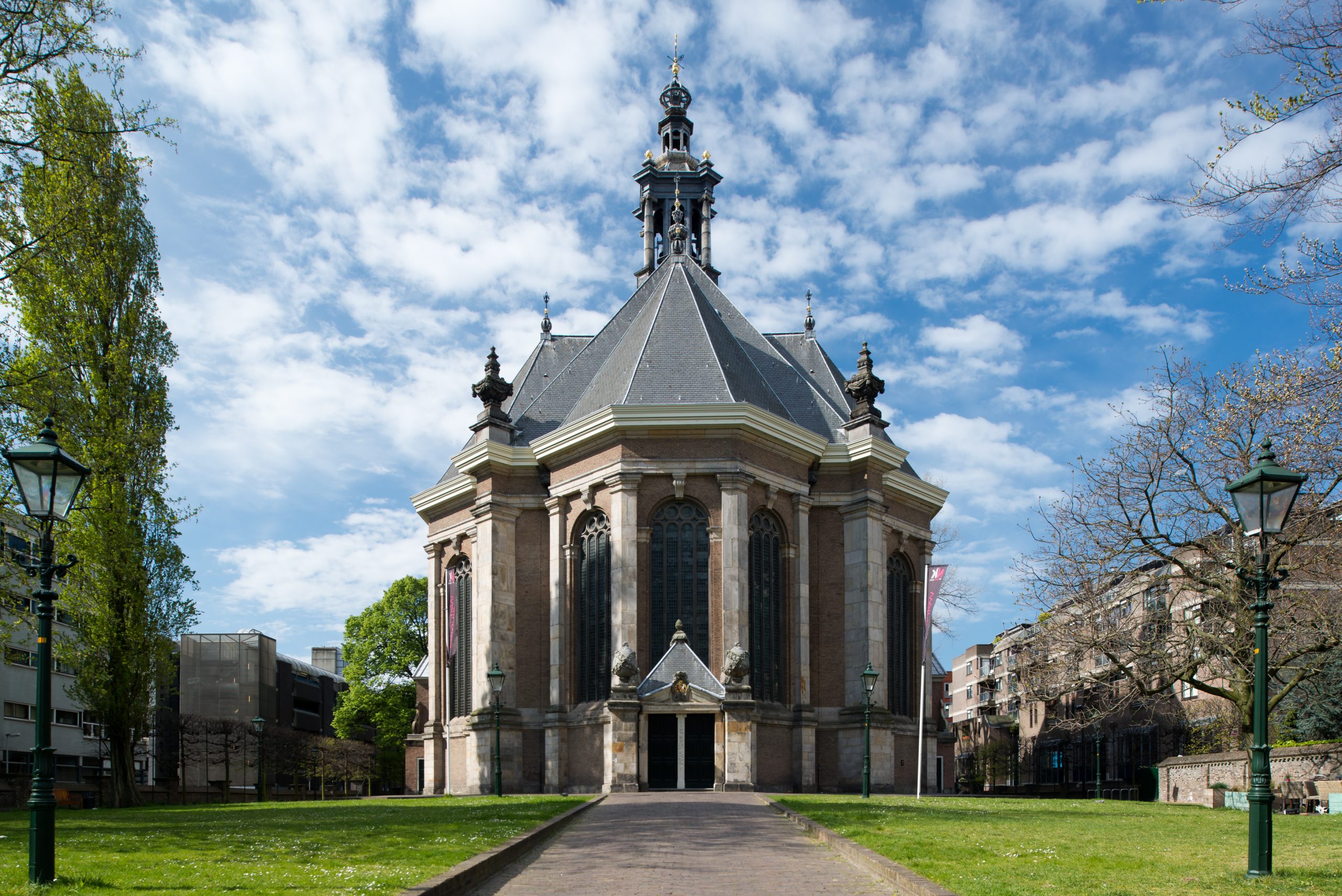 ‘In the pathways of MaQam’ uitgevoerd door Marmoucha Orchestra, UIT Festival Den Haag