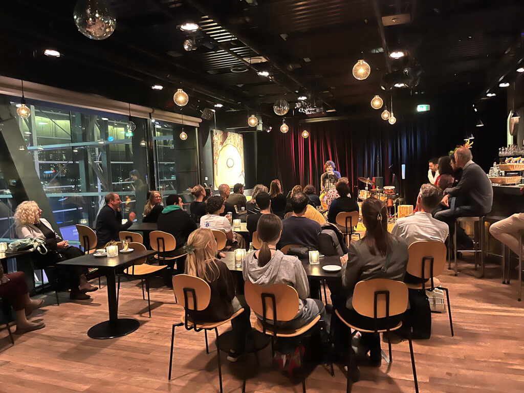 Masterclass Disorient Fusion Lab: Carried by the Wind, door Antonio Lizana & Marmoucha Orchestra, 20 oktober 2025 in het Bimhuis